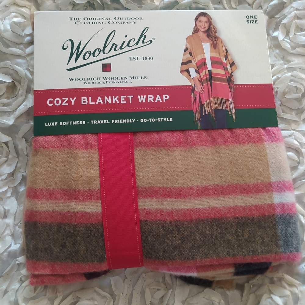 Woolrich blanket wrap. NEW - Picture 3 of 6
